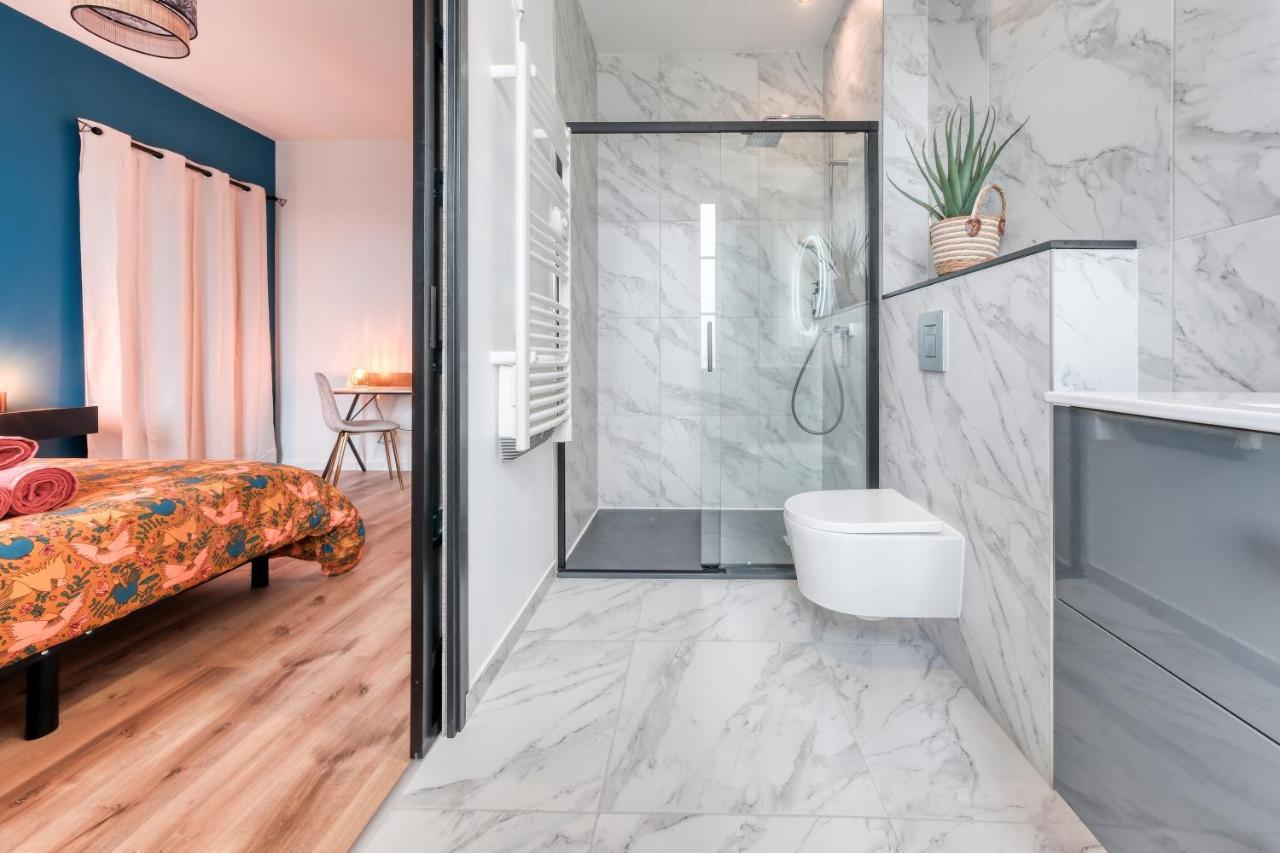 Superbe 2 Pieces Avec Jacuzzi Privatif Face Gare Proche Cathedrale Apartment Chartres Luaran gambar